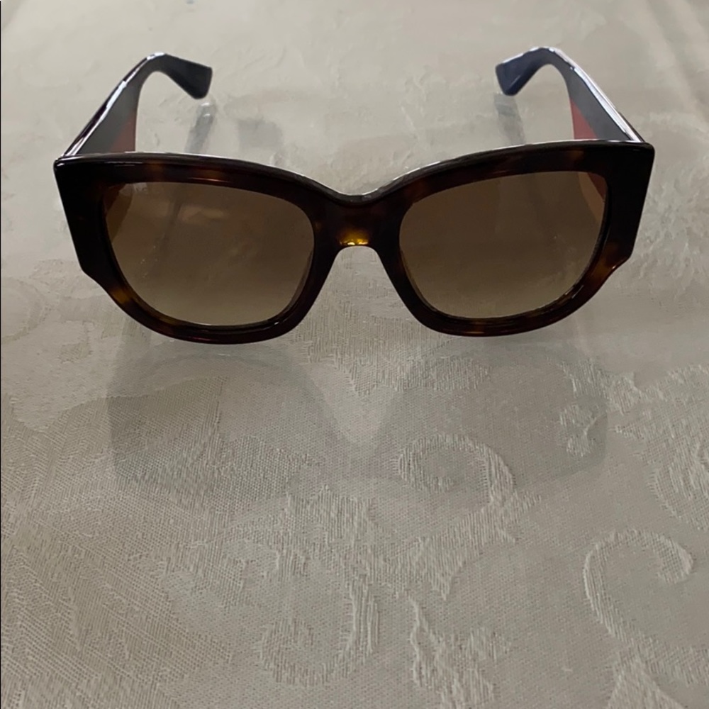 Brand New Gucci sunglasses